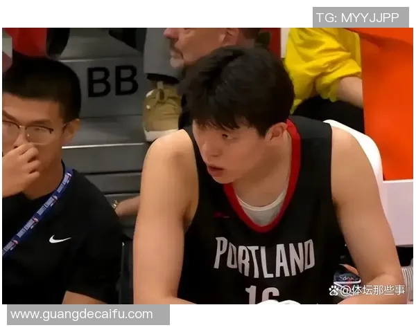 克林根伤退也不给小杨时机！斯帅严峻迷信五小，开拓者遭快船反转